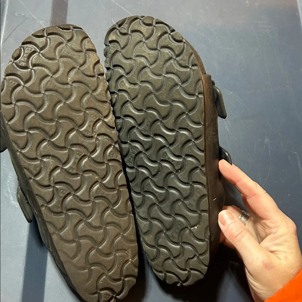 Birkenstock black lightweight